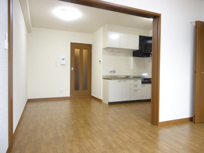 【居間・リビング】 | セリオンパレス | LDK８帖