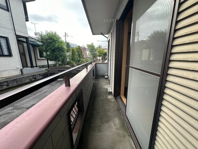 スカイハイツのバルコニー|落ち着いた時間を過ごせるバルコニーです