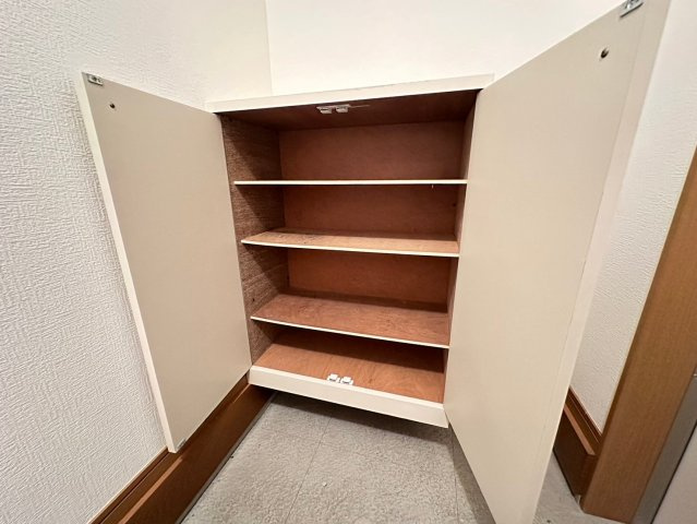 スカイハイツの収納|便利な収納スペースです