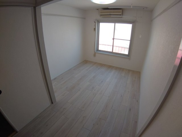 【寝室】 | 第二平和荘