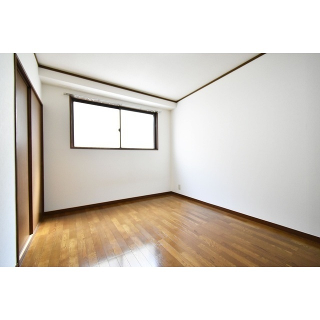 メゾンハピネス【10,000円キャッシュバック対象物件】の居間・リビング