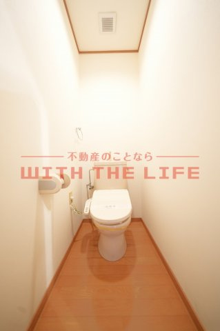 エスペランサフルール【キャッシュバック対象物件】のトイレ|シンプルで使いやすいトイレです
