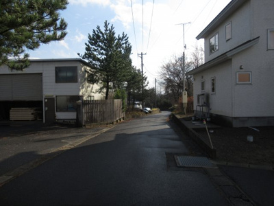 【前面道路含む現地写真】 | 能代市浅内中山・売地