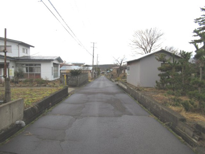 【前面道路含む現地写真】 | 能代市浅内中山・売地