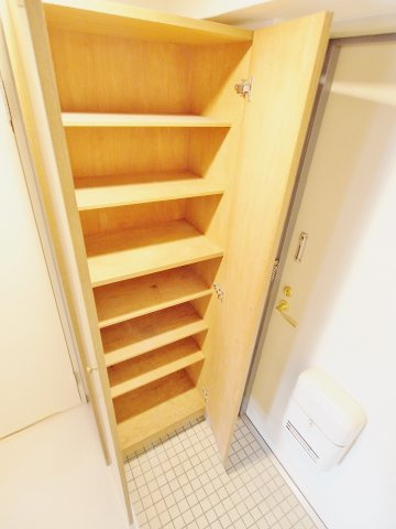 カーサ蟹原の玄関