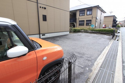 【駐車場】 | グローリータウンＣ