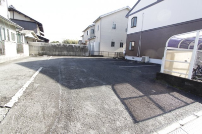 【駐車場】 | 三央ハイツＢ