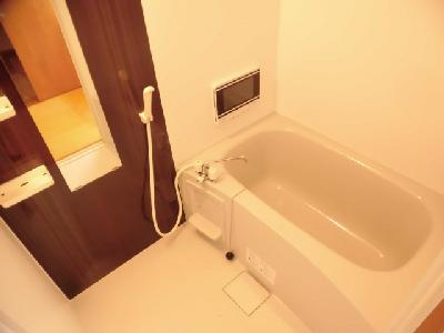 QUINT五条烏丸（クイント五条烏丸）の浴室