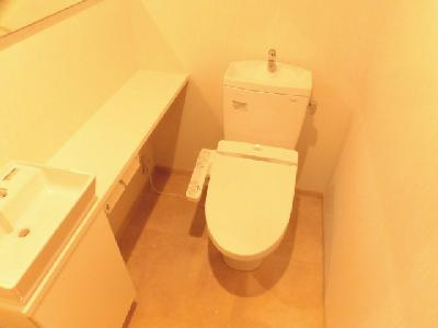 QUINT五条烏丸（クイント五条烏丸）のトイレ