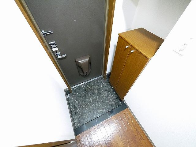メゾン・ド・プリムべールの玄関|ゆったりとした玄関です