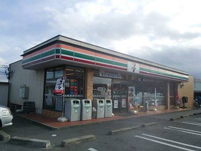 【周辺】 | カサ・ピスタ | セブンイレブン 愛知川豊満店（860m）