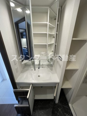 【独立洗面台】 | アジュールコート福島