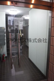 【エントランス】