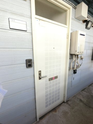 【玄関】 | ファミーユのぞみ