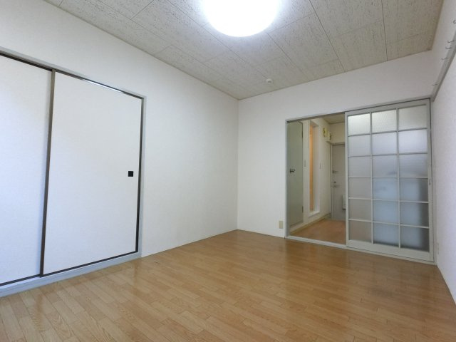 【居間・リビング】