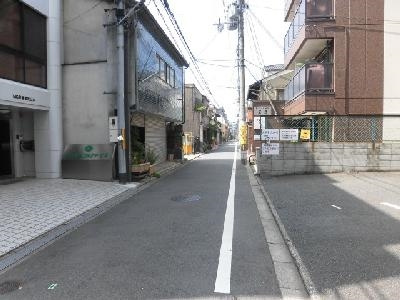 フィルハウゼ五条の周辺|前面道路