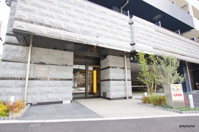 プレサンス OSAKA DOMECITY クロスティ 仲介手数料無料のエントランス