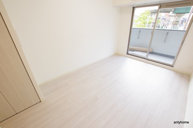 プレサンス OSAKA DOMECITY クロスティ 仲介手数料無料の寝室