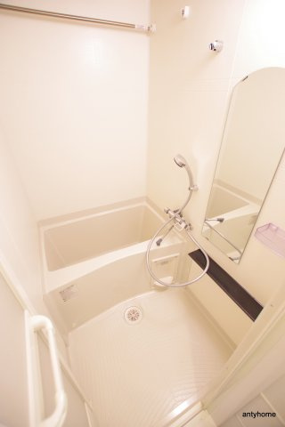 プレサンス OSAKA DOMECITY クロスティ 仲介手数料無料の浴室