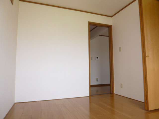 倉敷市中畝３丁目のアパートの寝室