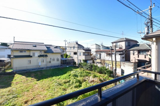 【展望】 | バルコニーからは開放的な景色が眺められます。