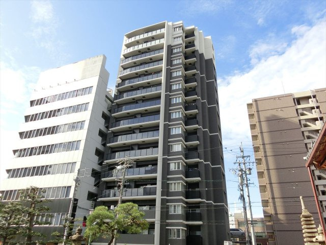 プレサンスロジェ桜山の外観|プレサンスロジェ桜通代官町