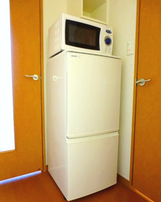 【設備】 | アルブルヴィラージュ | 冷蔵庫・電子レンジ