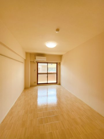 サンヒルズ石塚の居間・リビング