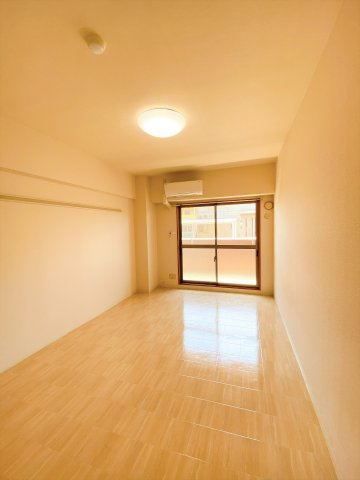 サンヒルズ石塚の居間・リビング