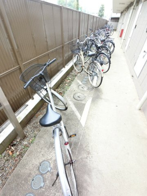 【その他共用部分】 | エステートピアオークス | 駐輪場です