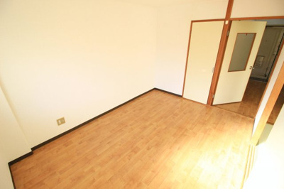 【居間・リビング】 | 高安一番館