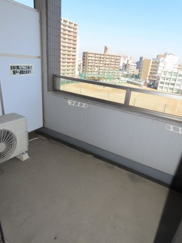 大阪市西淀川区野里３丁目の賃貸マンションのバルコニー