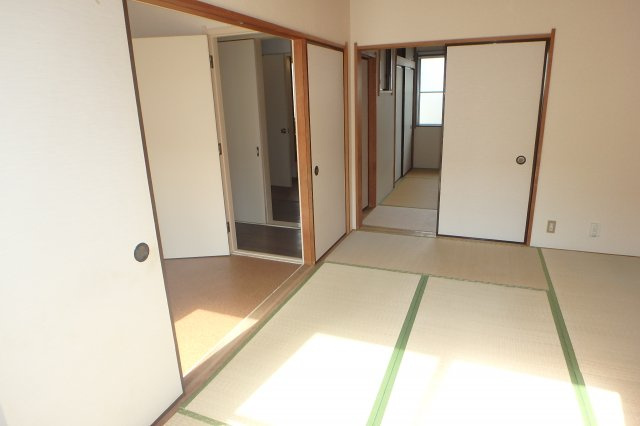 フェリース小杉の和室