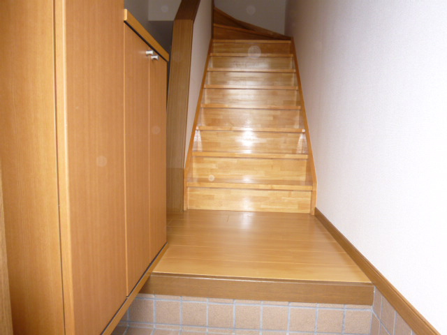 レーベン中畝Ｄの玄関