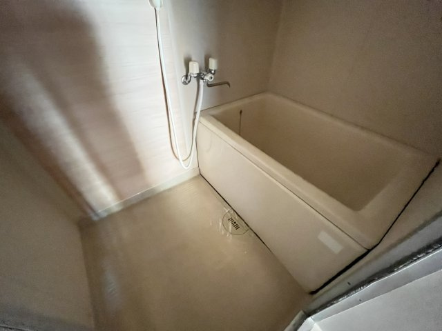 メゾンエクレールの浴室