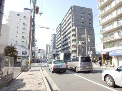 アティ今出川の周辺|前面道路