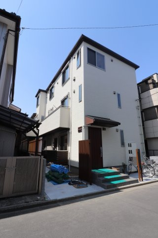 アレアセントロの外観
