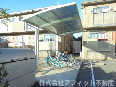 【その他共用部分】 | プランドール　Ａ | 屋根付き駐輪場