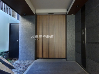 【エントランス】