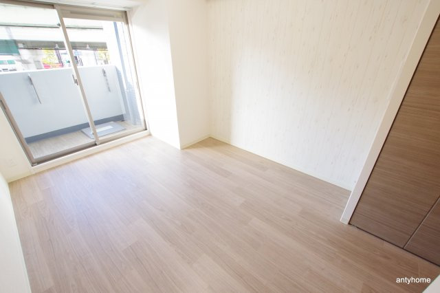 プレサンス OSAKA DOMECITY クロスティ 仲介手数料無料の寝室