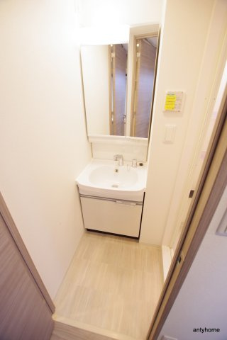 プレサンス OSAKA DOMECITY クロスティ 仲介手数料無料の洗面所