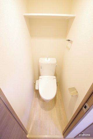 プレサンス OSAKA DOMECITY クロスティ 仲介手数料無料のトイレ