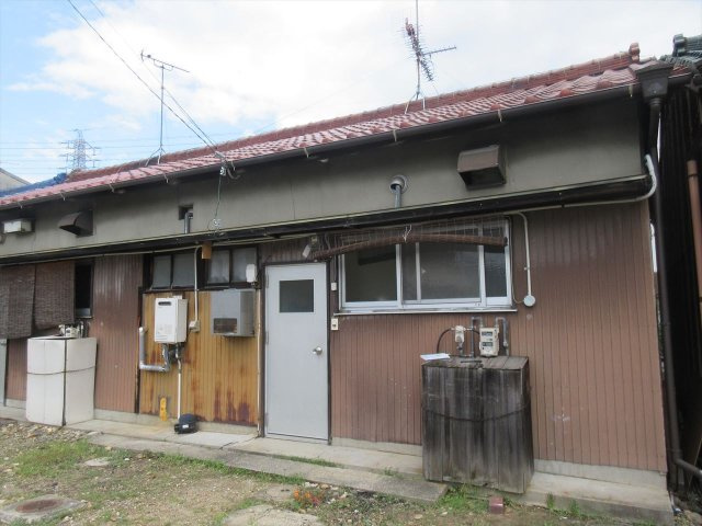 御幸町2丁目貸家