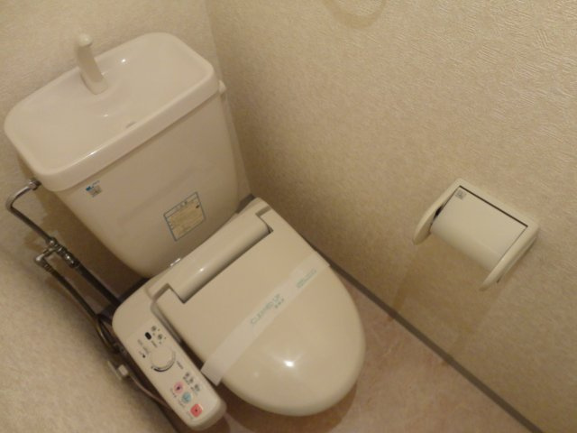 ともえハイツC