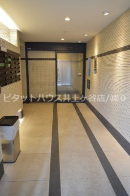 【エントランス】 | LUMEED横浜阪東橋