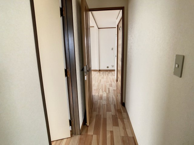 メゾンロイヤルBの内装