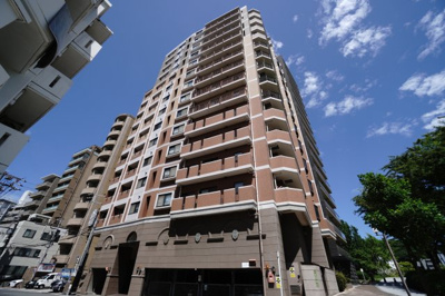 【外観】 | 【ラグジュアリーリノベ】ダイアパレス鶴見橋 | 現地（2025年6月17日14：00頃）撮影