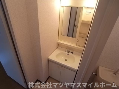【独立洗面台】 | メイプル河正