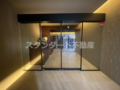 【エントランス】 | ファイブコート梅田