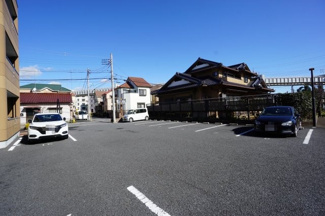 【駐車場】